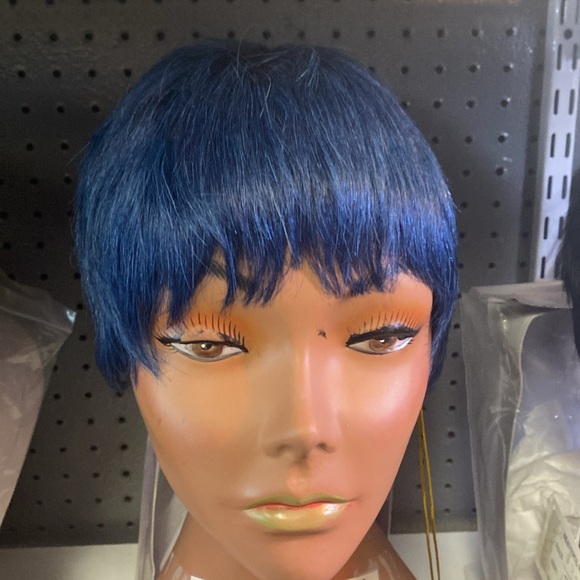 Human hair Pixie Wig - Picture 7 of 10